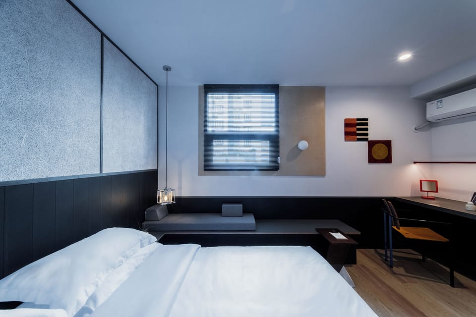 Classic Double Room, 1 King Bed, Smoking, Housekeeping | Free WiFi