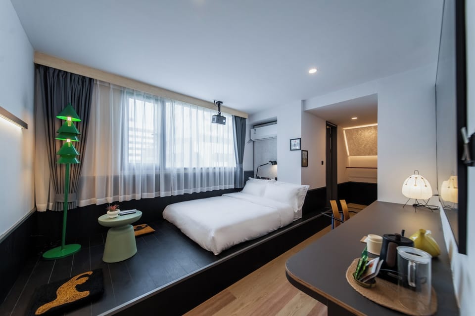 Superior Double Room, Smoking, Housekeeping | Free WiFi