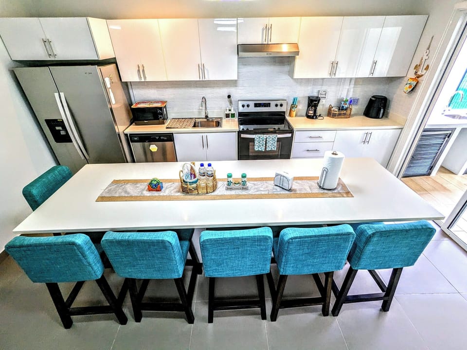 Large Kitchen Island for dining and entertaining