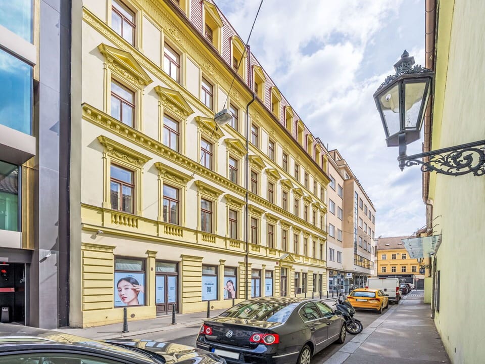 Apartment, Condominium, City Car, Parking