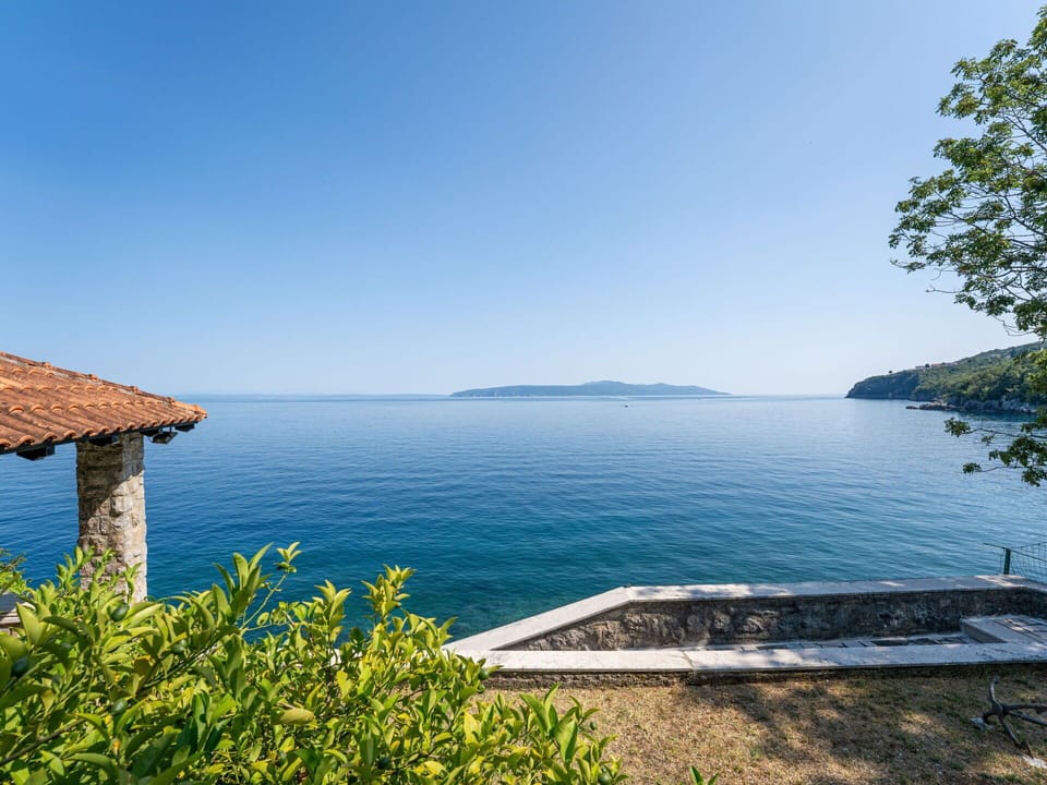 Blue, Water, Body Of Water, Sea, Coastal And Oceanic Landforms, Coast, Ocean, Lake, Shore, Sound