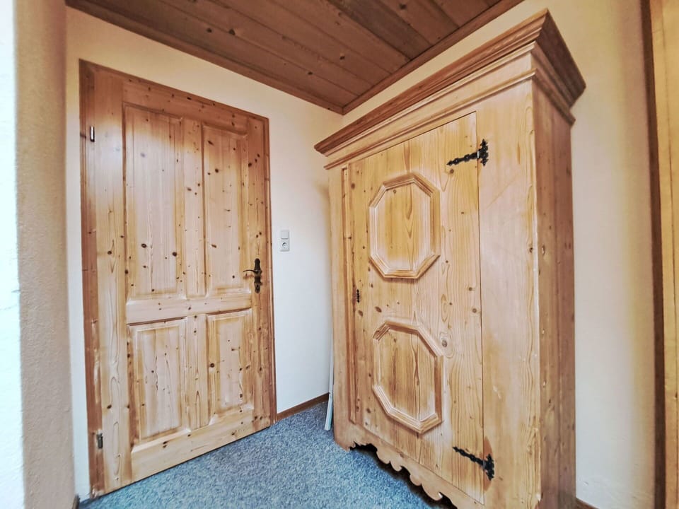 Wood, Hardwood, Wood Stain, Plywood, Plank, Lumber, Varnish, Wood Flooring
