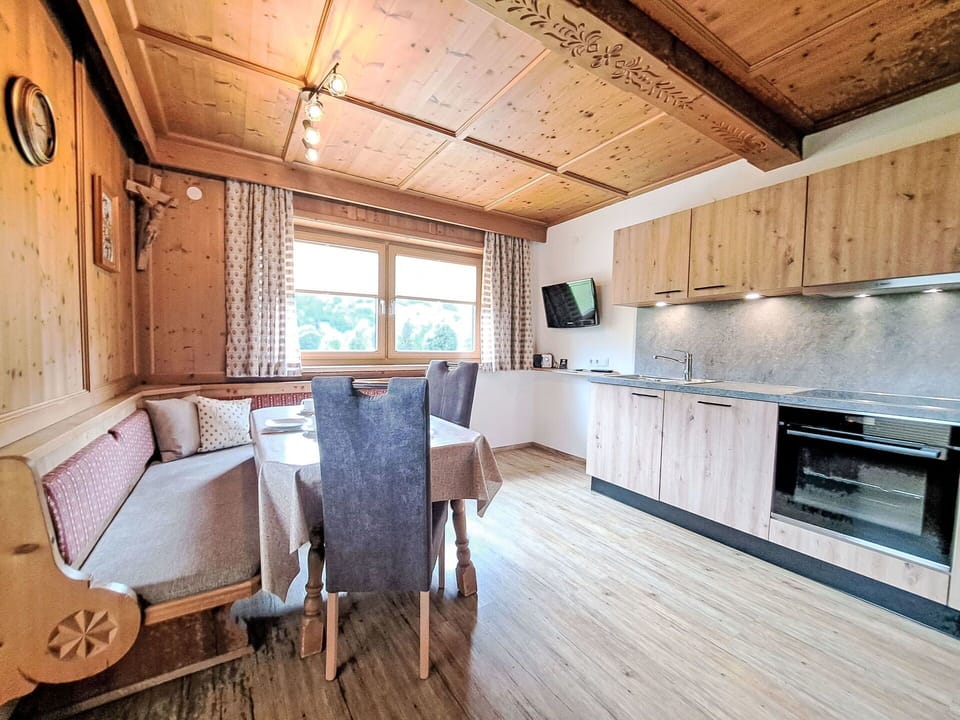 Wood, Home, Cottage, Log Cabin, Winter, Plank, Hardwood, Lumber, Wood Stain, Snow