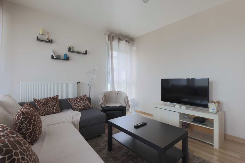 Apartment | Living area