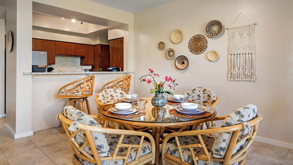 Condo, Multiple Beds, Lanai, Garden View (The Shores at Waikoloa 115) | 2 bedrooms, individually decorated, individually furnished, bed sheets
