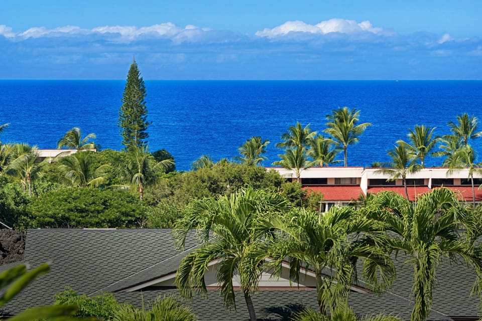 House, Multiple Beds, Lanai, Ocean View (Na Hale O Keauhou C1) | Beach/ocean view