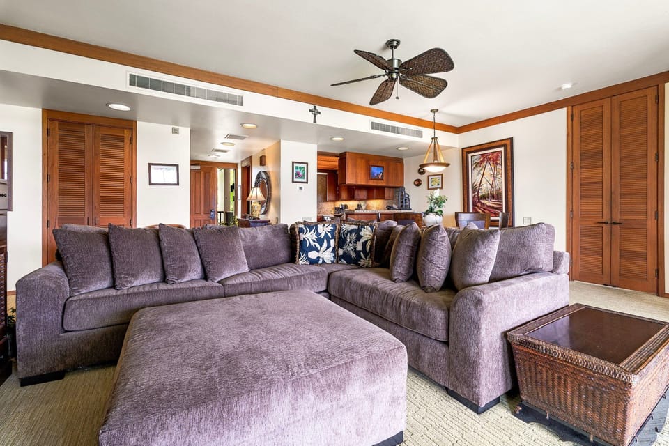 Condo, Multiple Beds, Balcony, Ocean View (Mauna Lani Terrace D203) | Living area | 42-inch flat-screen TV with digital channels