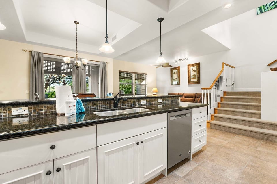Townhome, Multiple Beds, Lanai, Golf View (Kulalani at Mauna Lani 404) | Interior