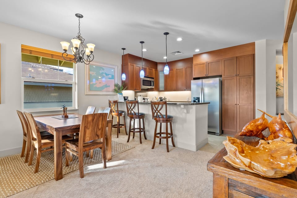 Condo, Multiple Beds, Lanai, Garden View (Halii Kai 20D) | 2 bedrooms, individually decorated, individually furnished, bed sheets
