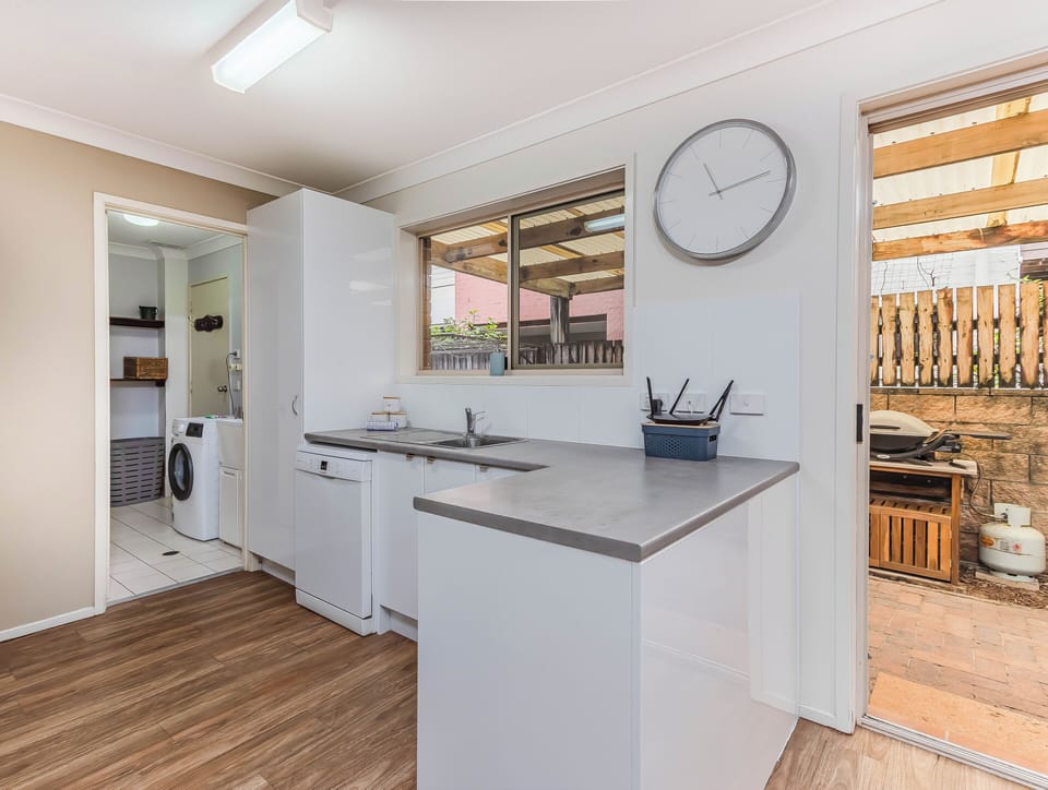 Townhome, 3 Bedrooms, Pets Allowed | Private kitchen