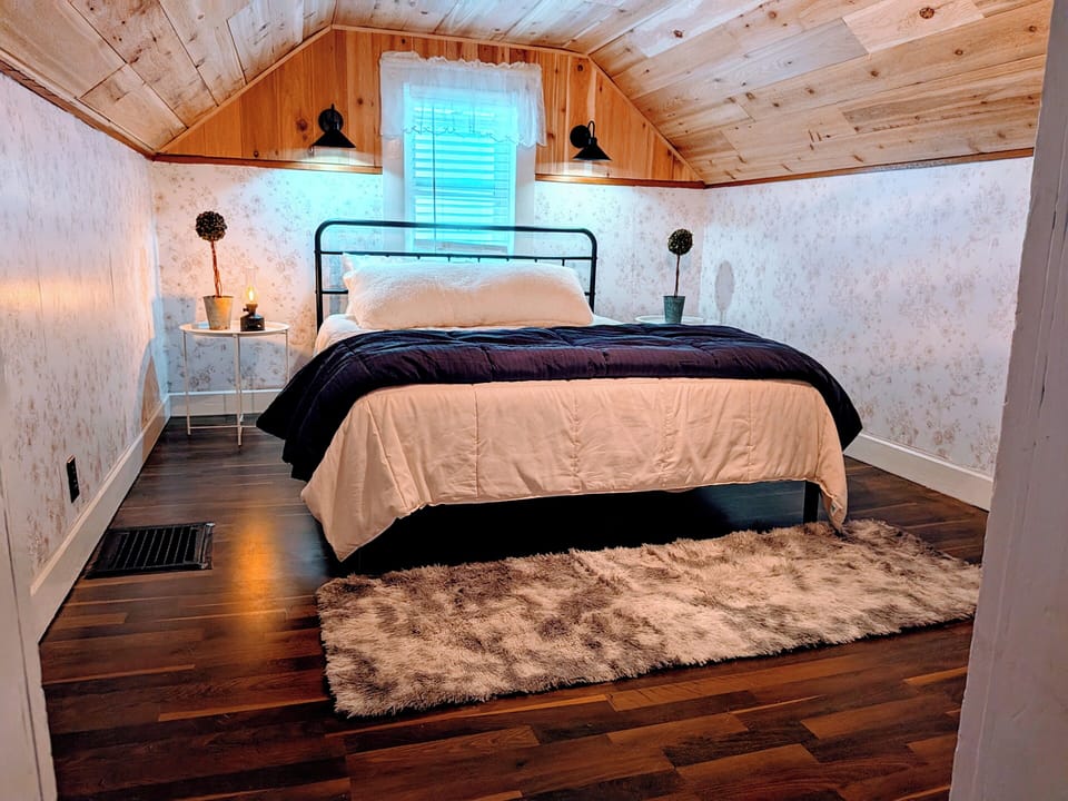 Upstairs Bedroom