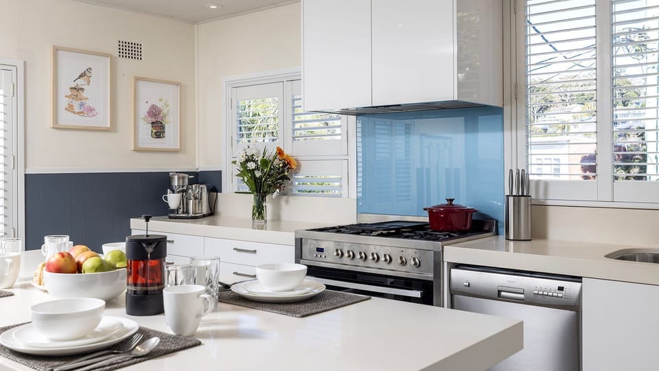 Sandy Point Escape | Kitchen | Microwave | Dishwasher | Air Fryer | Coffee Machine | Gas cooktop
