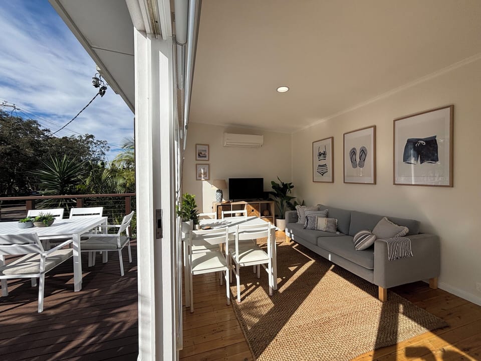 Comfort Townhome | Living area