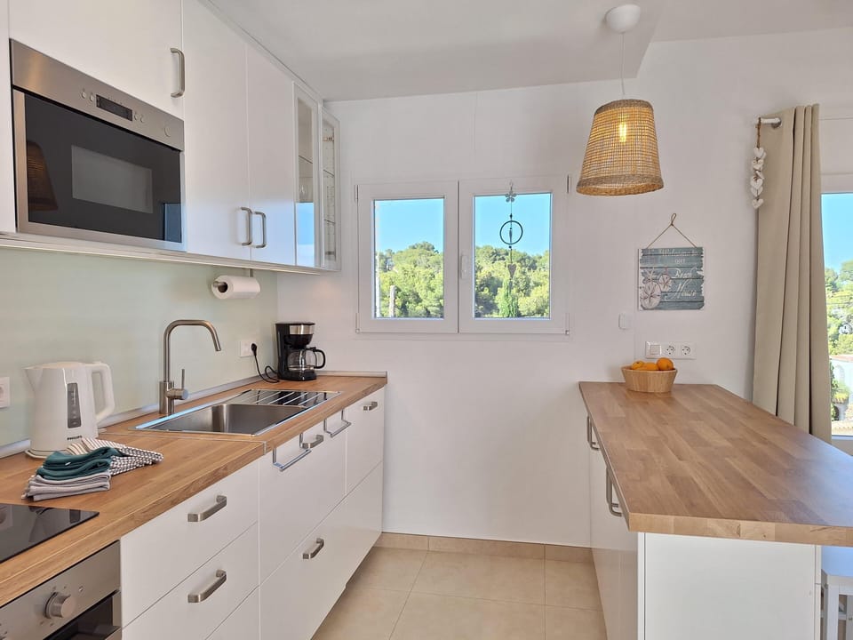 Open kitchen