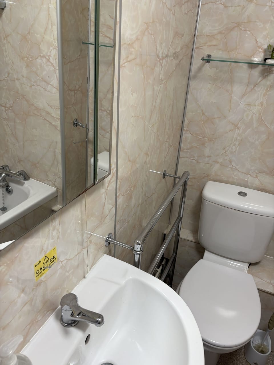 Standard Triple Room, Ensuite, River View | Bathroom | Combined shower/tub, towels, toilet paper