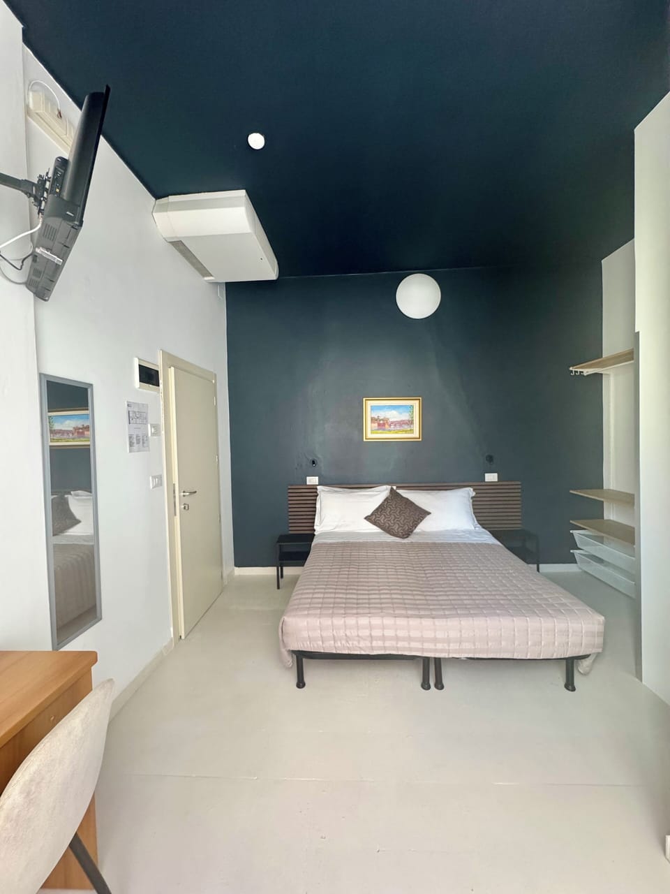 Twin Room, Beach View | In-room safe, free WiFi