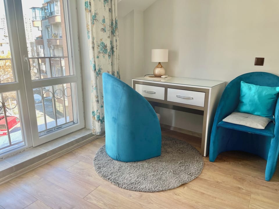 Comfortable working desk  with plenty of light space.