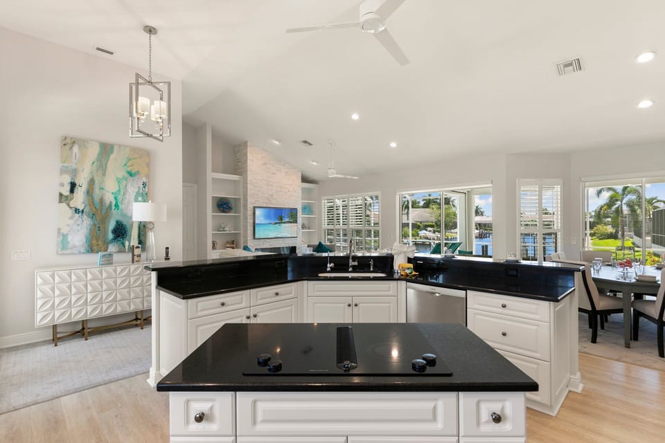 Kitchen Wrapped Bar and Great Room View