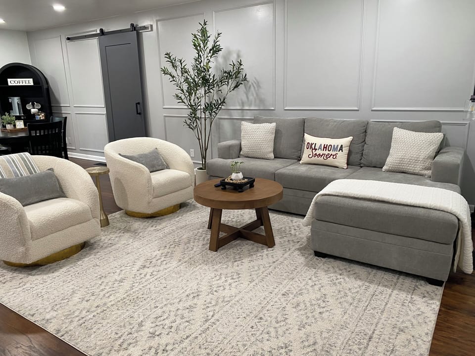 Living room - queen sleeper sofa