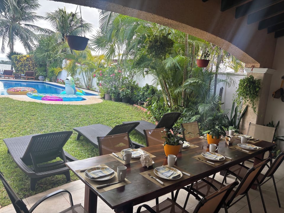 Outdoor dining