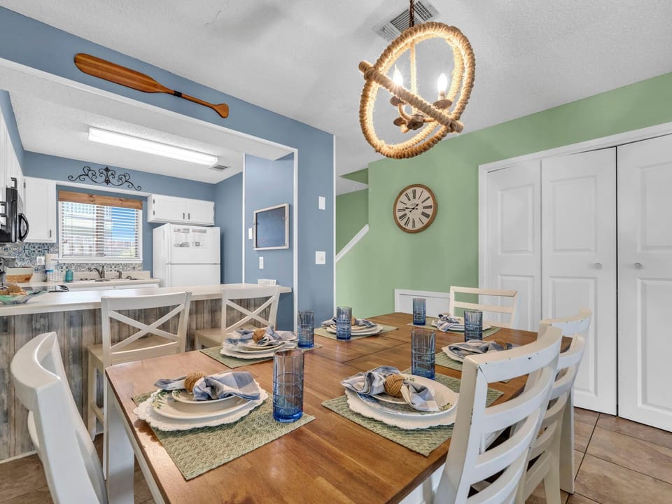 House, Multiple Beds (Portside I1- Gulf Palms) | Dining