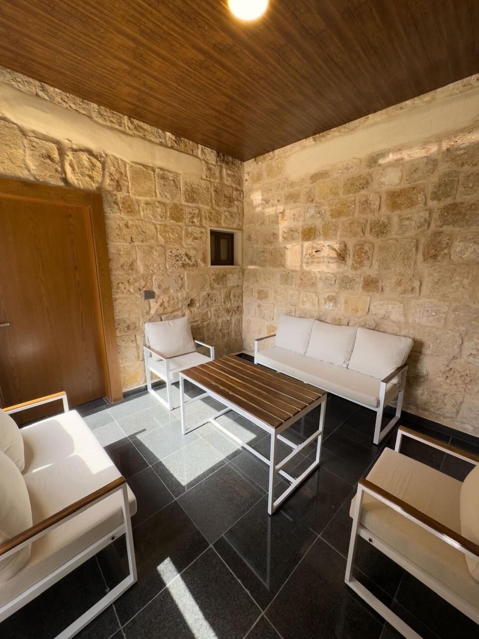 Deluxe Studio Suite, City View | In-room safe, desk, blackout drapes, iron/ironing board (on request)