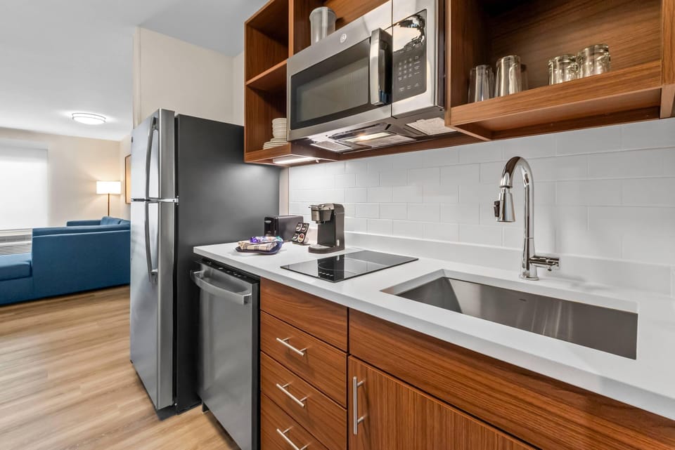 Suite, 1 King Bed, Accessible, Non Smoking | Iron/ironing board, free WiFi