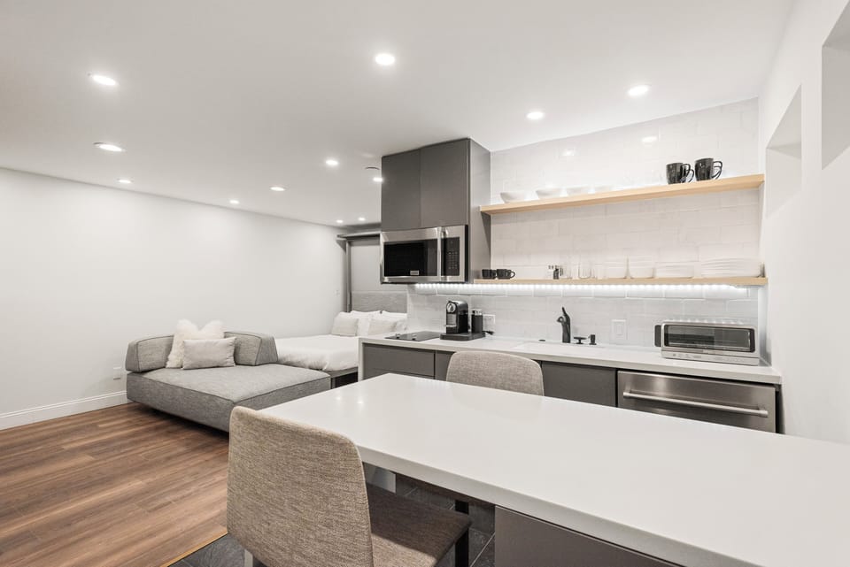 View of the apartment upon entry. 