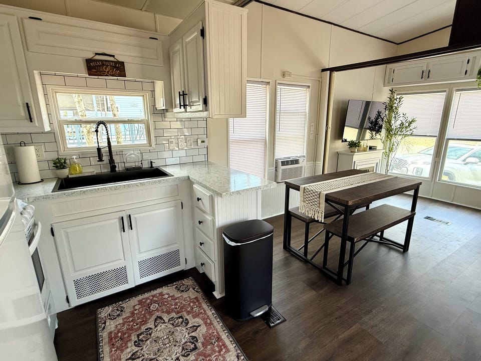 Kitchen & living room.