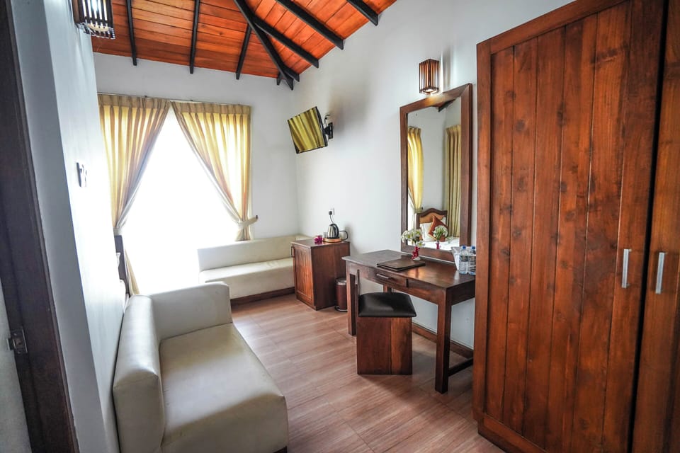 Deluxe Family Room, Pool View | Egyptian cotton sheets, premium bedding, memory foam beds, minibar