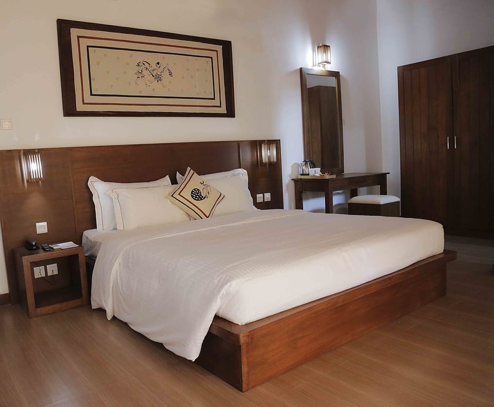 Egyptian cotton sheets, premium bedding, memory foam beds, minibar