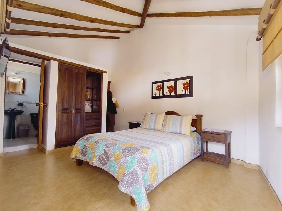 Classic Double Room | WiFi (free)
