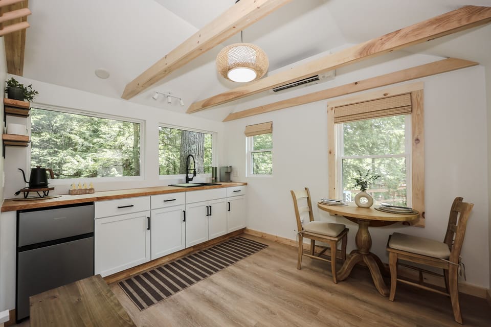 Kitchenette (1)
