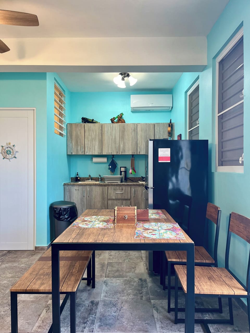 Family House, Ocean View | Private kitchen