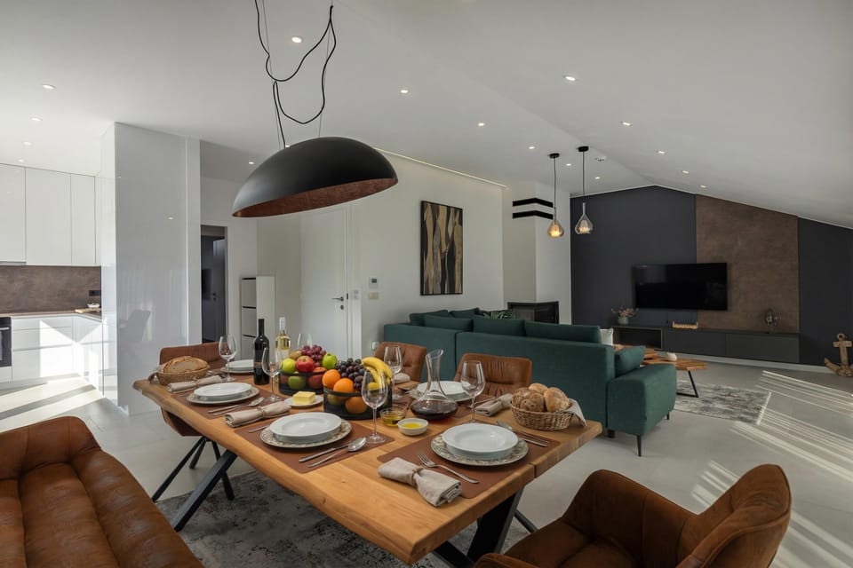 Living and dining room