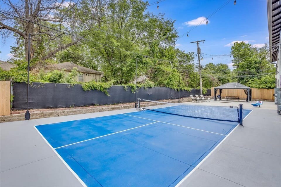 Sport court