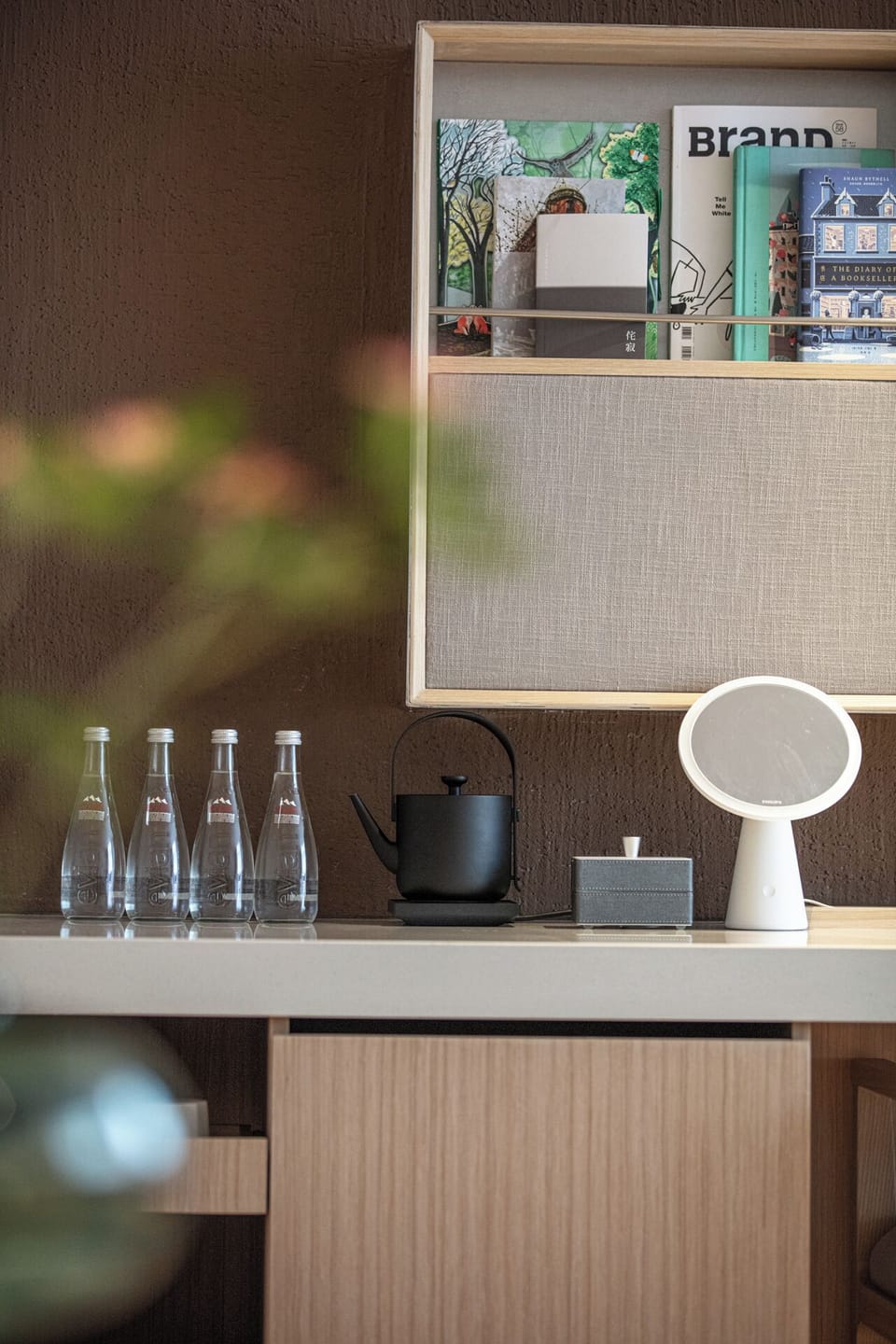 Comfort Room, 1 Queen Bed, Non Smoking, City View | Laptop workspace, blackout drapes, WiFi (free)