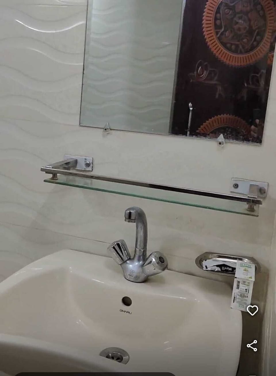 Free toiletries, towels, soap, shampoo