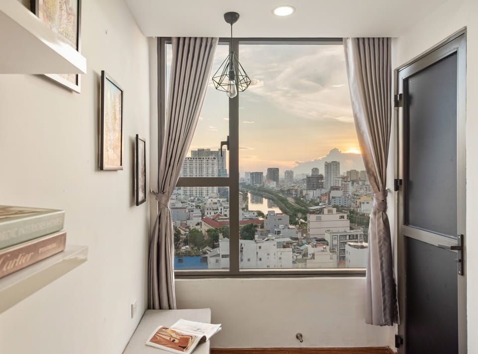 Desk, blackout drapes, iron/ironing board, free WiFi