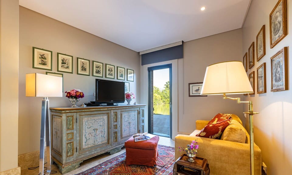 Autumn, Living Room, Spring, Summer