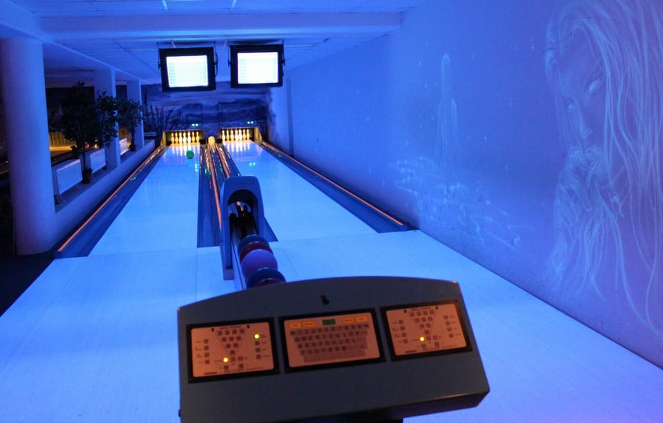 Bowling