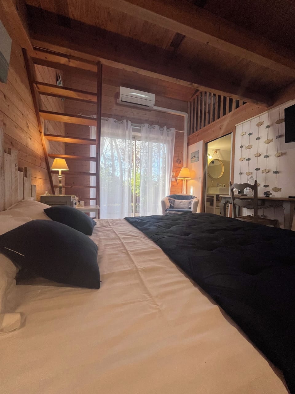 Superior Triple Room, Courtyard View | Premium bedding, in-room safe, individually furnished, desk