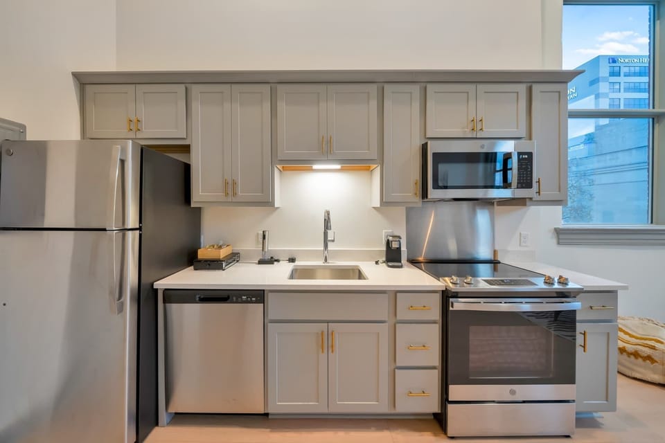 302 - Kitchen