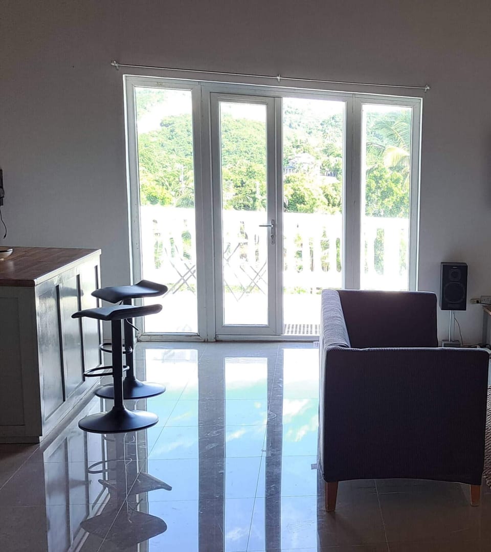 Apartment, 3 Bedrooms, Smoking, Private Pool | Interior