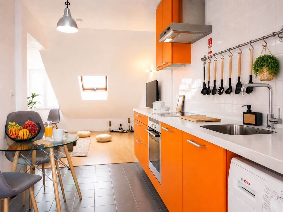 18 ❤️StayInLisbon - Well-equipped kitchen suitable for daily use