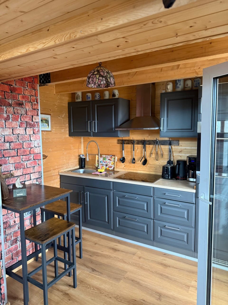 House | Private kitchen | Cookware/dishes/utensils