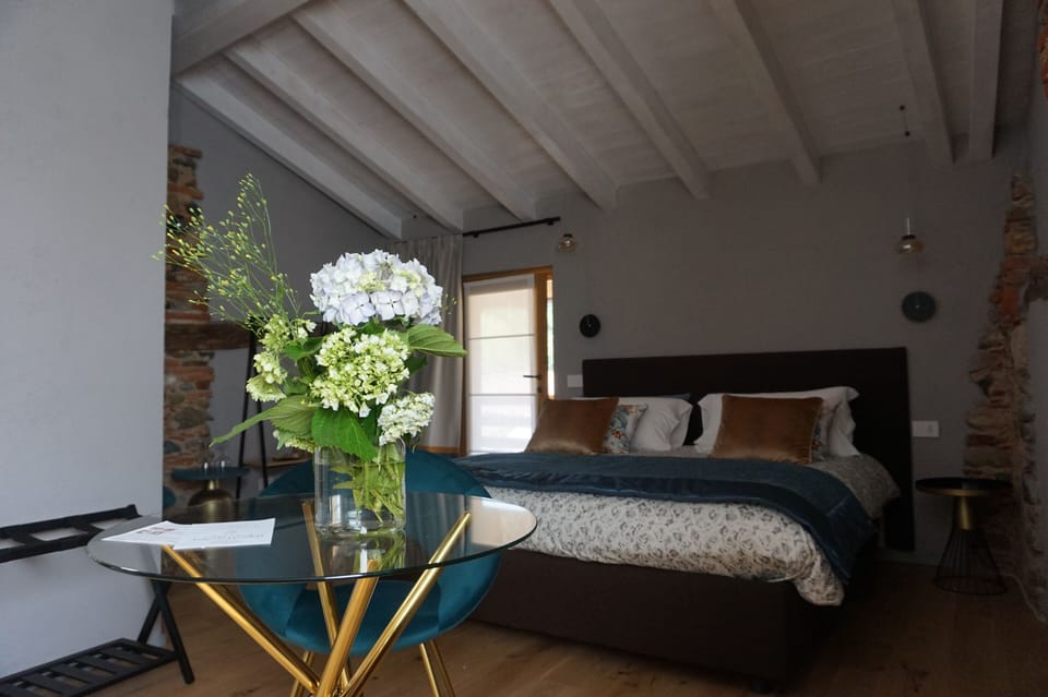 Standard Double Room | Desk, blackout drapes, free WiFi, bed sheets