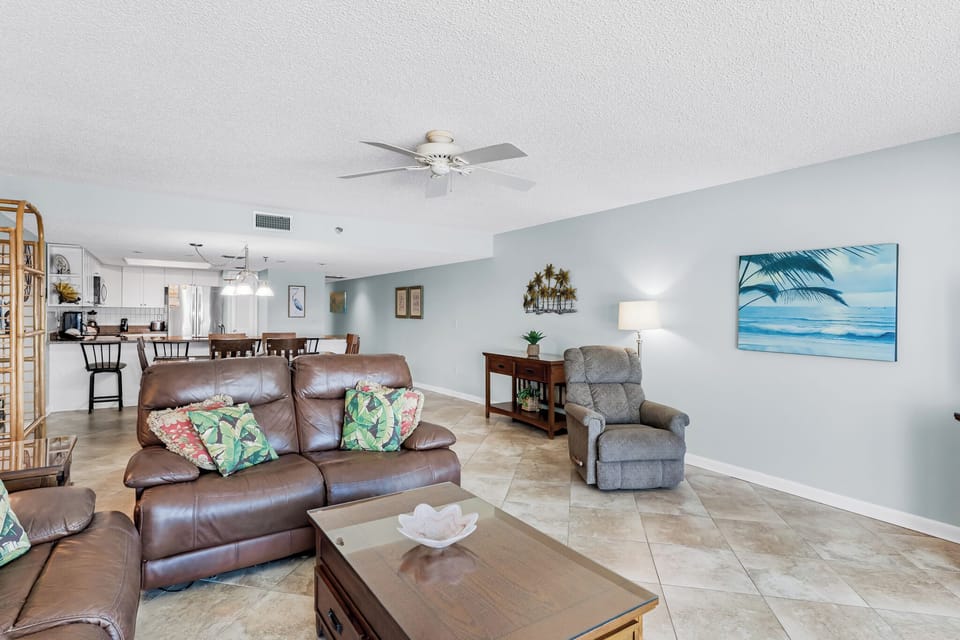 JC Resorts Sand Dollar 309 Living Room Indian Shores-4(2048 Pixels)10