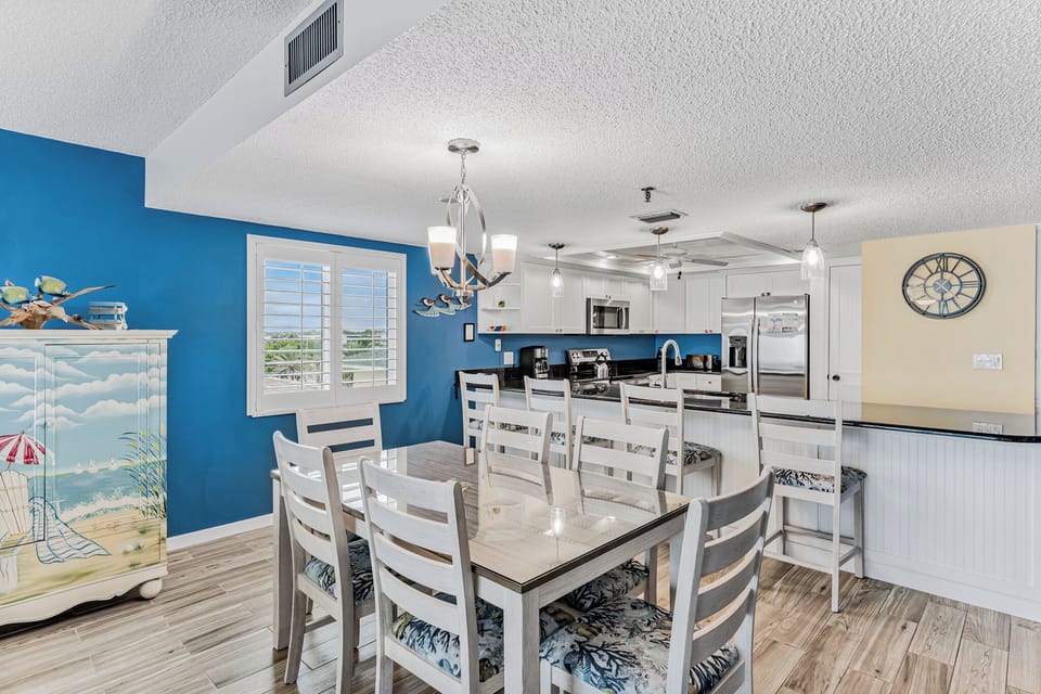 JC Resorts Sand Dollar 311 Dining Room Indian Shores-1(2048 Pixels)14