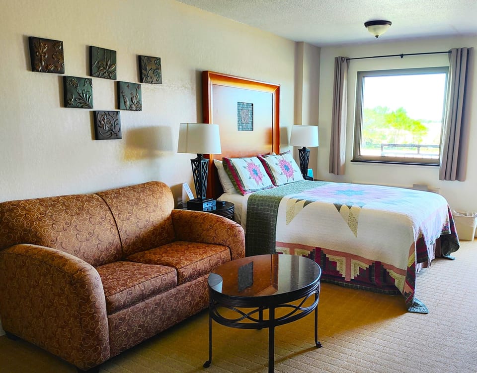 Junior Double Room, 2 Bedrooms | Premium bedding, blackout drapes, WiFi (free), bed sheets